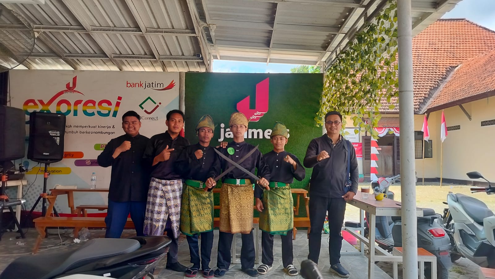 SMK MUDA BAWEAN JUARA 1 DALAM LOMBA PENCAK PANGANTEN TINGKAT SMA/MA/SMK  SE-KECAMATAN SANGKAPURA DALAM PHBN HUT RI KE 80 KEC. SANGKAPURA